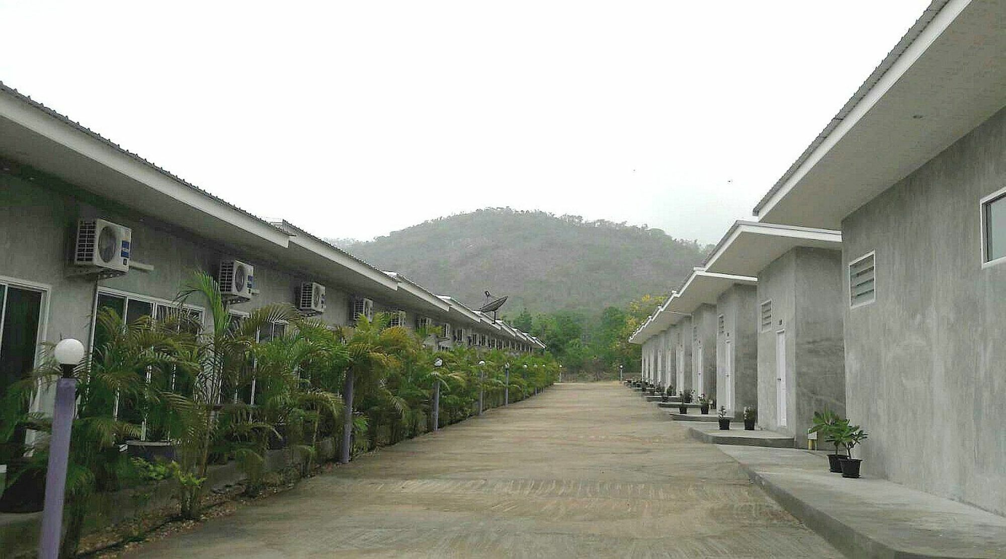 Phurang Hill Resort Kanchanaburi Bagian luar foto